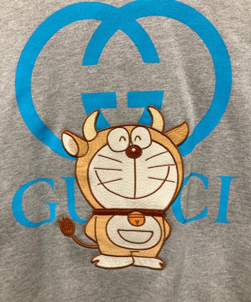 GUCCI（グッチ）GUCCI (グッチ) ドラえもん (ドラエモン) ドラえもん刺繍GGプルオーバーパーカー グレー サイズ:Lの古着・服飾アイテム