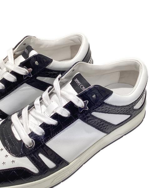 JIMMY CHOO（ジミーチュウ）JIMMY CHOO (ジミーチュウ) HAWAIIクロコ型押しローカットスニーカー ホワイト サイズ:42の古着・服飾アイテム