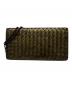 BOTTEGA VENETA（ボッテガベネタ）の古着「イントレチャート チェーンショルダーウォレット」｜ゴールド×ブラック