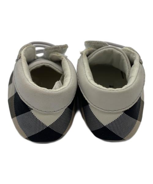 BURBERRY（バーバリー）BURBERRY (バーバリー) ファーストシューズ ベージュ サイズ:EU19(11.5cm)の古着・服飾アイテム