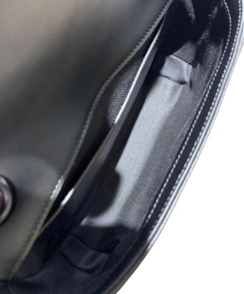 GUCCI（グッチ）GUCCI (グッチ) GGマーモントシェブロン キルティングレザー ショルダーバッグ ブラック サイズ:ミニ 未使用品の古着・服飾アイテム