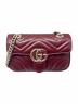 GUCCI（グッチ）の古着「GGマーモント スモールショルダーバッグ」｜バーガンディー