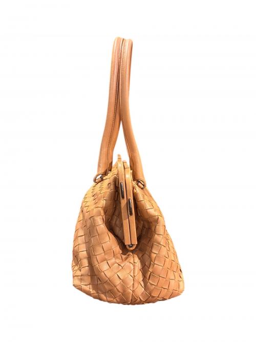 BOTTEGA VENETA（ボッテガベネタ）BOTTEGA VENETA (ボッテガベネタ) イントレチャート トートバッグ 131670 ベージュ サイズ:-の古着・服飾アイテム