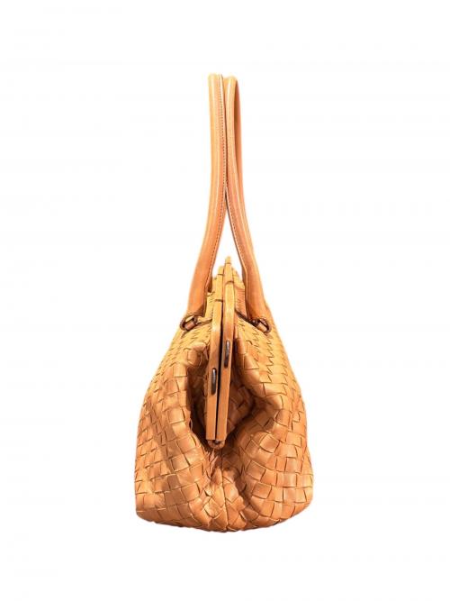 BOTTEGA VENETA（ボッテガベネタ）BOTTEGA VENETA (ボッテガベネタ) イントレチャート トートバッグ 131670 ベージュ サイズ:-の古着・服飾アイテム
