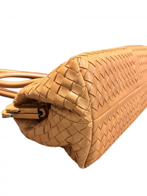 BOTTEGA VENETA（ボッテガベネタ）BOTTEGA VENETA (ボッテガベネタ) イントレチャート トートバッグ 131670 ベージュ サイズ:-の古着・服飾アイテム