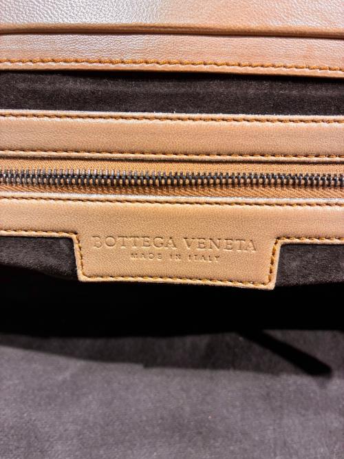BOTTEGA VENETA（ボッテガベネタ）BOTTEGA VENETA (ボッテガベネタ) イントレチャート トートバッグ 131670 ベージュ サイズ:-の古着・服飾アイテム