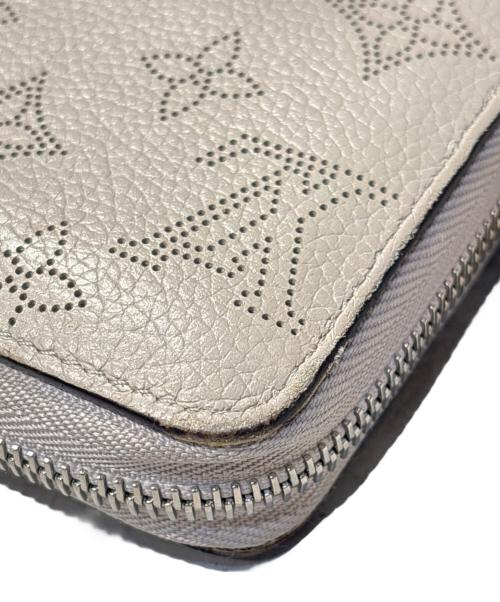 LOUIS VUITTON（ルイ ヴィトン）LOUIS VUITTON (ルイ ヴィトン) マヒナ ジッピー・ウォレット M11366 アイボリー サイズ:-の古着・服飾アイテム