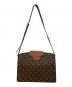 LOUIS VUITTON (ルイ ヴィトン) クルセル（モノグラム） ブラウン：55000円