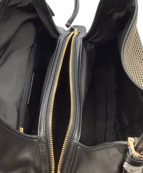 COACH（コーチ）COACH (コーチ) ショルダーバッグ ベージュの古着・服飾アイテム