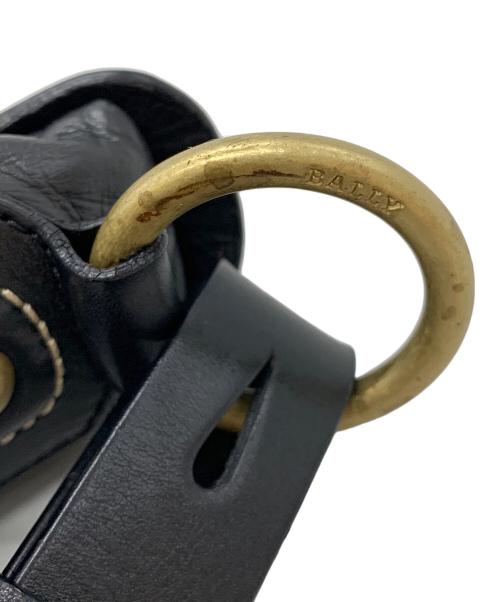 BALLY（バリー）BALLY (バリー) ハーフムーン型レザーショルダーバッグ ブラックの古着・服飾アイテム