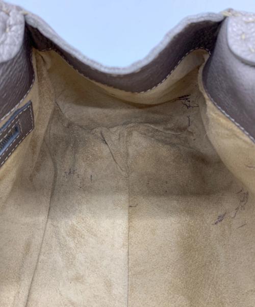 FENDI（フェンディ）FENDI (フェンディ) ショルダーバッグ ブロンズの古着・服飾アイテム