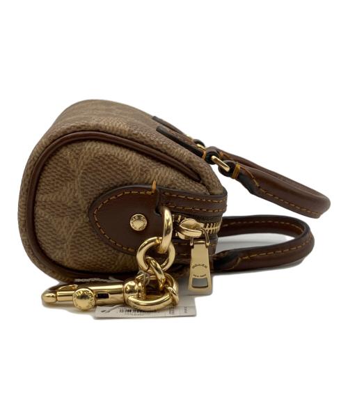 COACH（コーチ）COACH (コーチ) ミニローアンバッグチャーム ブラウン 未使用品の古着・服飾アイテム