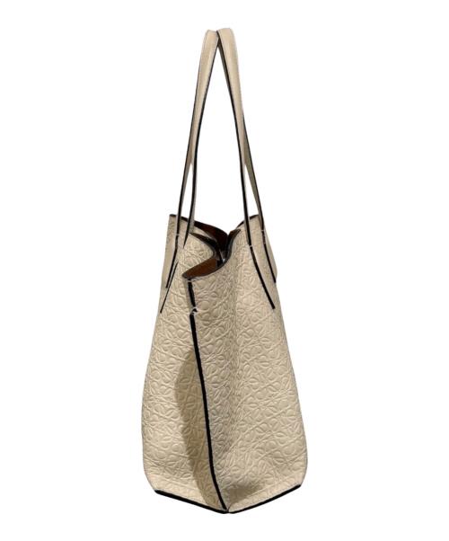 LOEWE（ロエベ）LOEWE (ロエベ) リピートアナグラムTショッパートートバッグ ベージュの古着・服飾アイテム