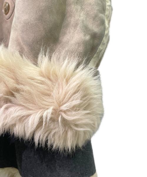 DOLCE & GABBANA（ドルチェ＆ガッバーナ）DOLCE & GABBANA (ドルチェ＆ガッバーナ) ラムスキンコート/ファー付ムートンコート ベージュ サイズ:46の古着・服飾アイテム