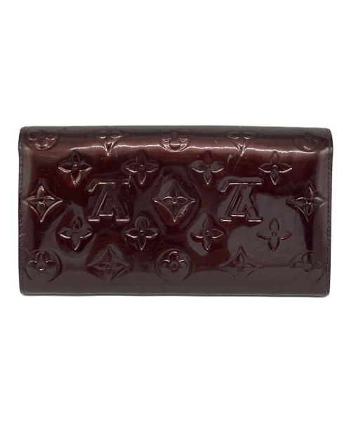 LOUIS VUITTON（ルイ ヴィトン）LOUIS VUITTON (ルイ ヴィトン) ポルトフォイユ・サラ　ヴェルニ アマラントの古着・服飾アイテム
