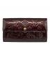 LOUIS VUITTON（ルイ ヴィトン）の古着「ポルトフォイユ・サラ　ヴェルニ」｜アマラント