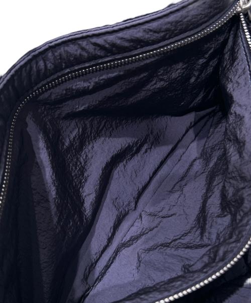 BOTTEGA VENETA（ボッテガベネタ）BOTTEGA VENETA (ボッテガベネタ) ショルダーバッグ/パテッド テック カセット ネイビーの古着・服飾アイテム