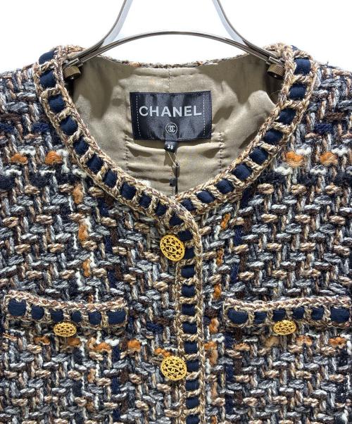 CHANEL（シャネル）CHANEL (シャネル) ココマークボタンツイードジャケット ブラウン サイズ:38の古着・服飾アイテム