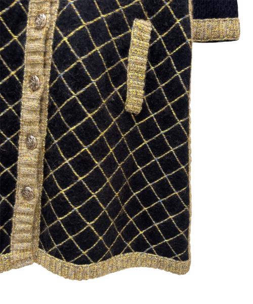 CHANEL（シャネル）CHANEL (シャネル) P52 カメリアボタン マトラッセニットワンピース ブラック サイズ:38の古着・服飾アイテム