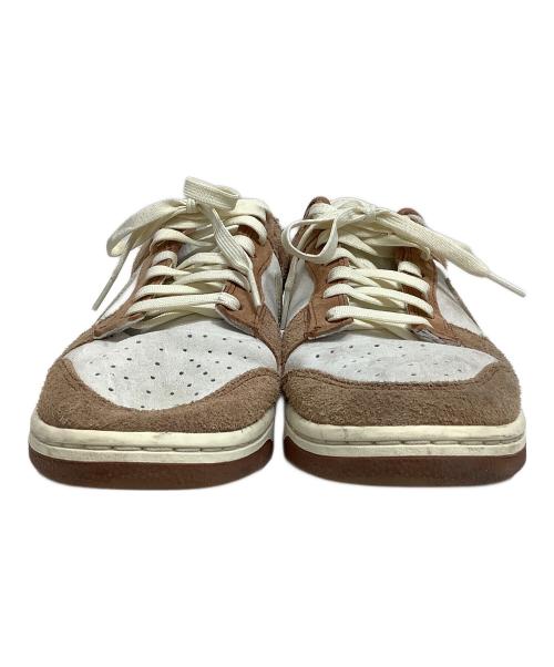 NIKE（ナイキ）NIKE (ナイキ) スニーカー ホワイト×ベージュ×ブラウン サイズ:27.5cmの古着・服飾アイテム