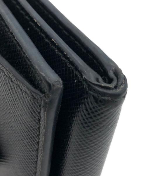 PRADA（プラダ）PRADA (プラダ) サフィアーノ　3つ折り財布 ブラックの古着・服飾アイテム