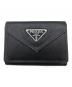 PRADA（プラダ）の古着「サフィアーノ　3つ折り財布」｜ブラック