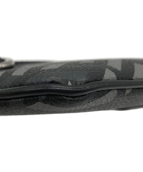 VERSACE（ヴェルサーチェ）VERSACE (ヴェルサーチェ) グレカ　フラットポーチ ブラック×グレーの古着・服飾アイテム