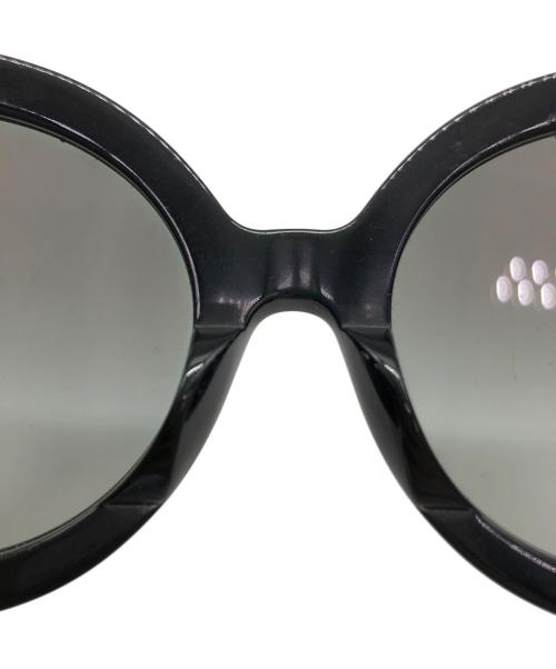 PRADA（プラダ）PRADA (プラダ) ミニマルバロック サングラス ブラック サイズ:55□22-135の古着・服飾アイテム