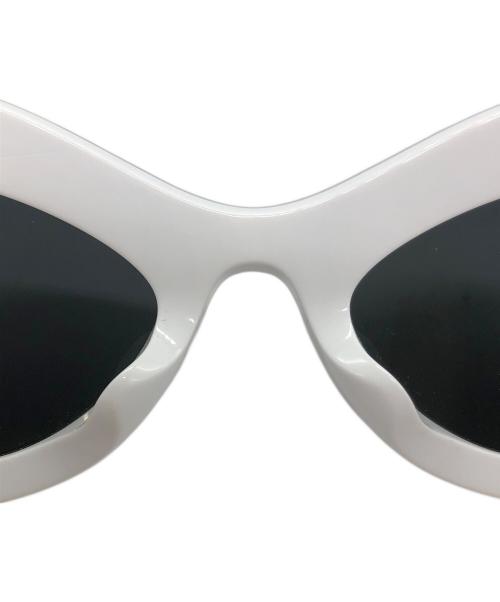 DOLCE & GABBANA（ドルチェ＆ガッバーナ）DOLCE & GABBANA (ドルチェ＆ガッバーナ) サングラス ホワイト サイズ:54□23の古着・服飾アイテム