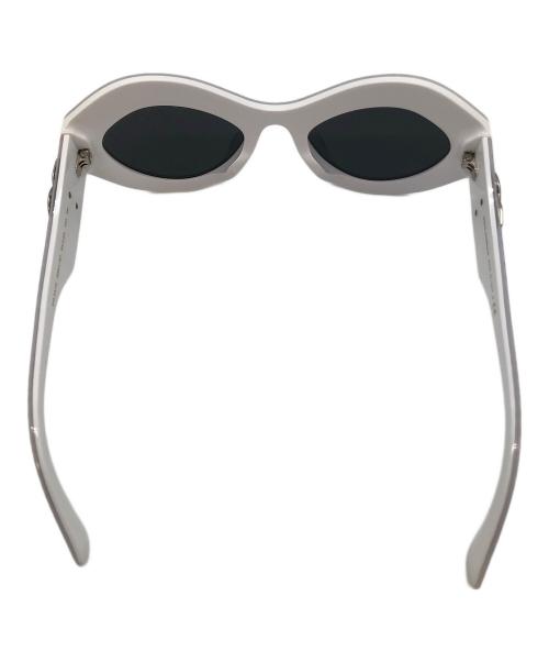 DOLCE & GABBANA（ドルチェ＆ガッバーナ）DOLCE & GABBANA (ドルチェ＆ガッバーナ) サングラス ホワイト サイズ:54□23の古着・服飾アイテム