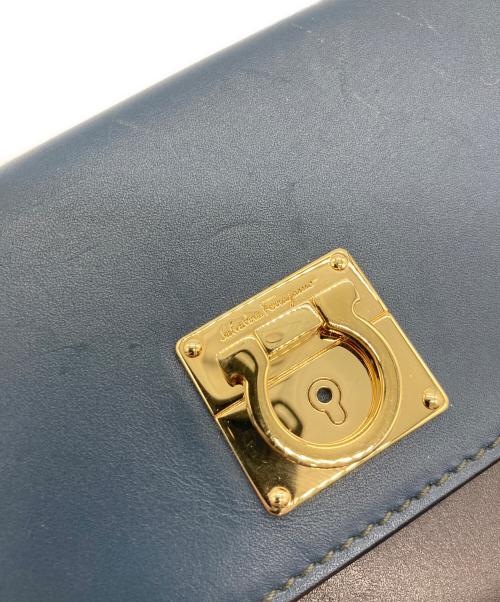 Salvatore Ferragamo（サルヴァトーレ フェラガモ）Salvatore Ferragamo (サルヴァトーレ フェラガモ) 長財布の古着・服飾アイテム
