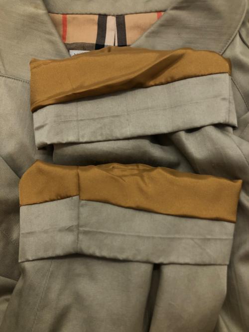 Burberry's（バーバリー）Burberry's (バーバリーズ) トレンチコート ライトグリーン サイズ:SIZE 7AR/約Sサイズの古着・服飾アイテム