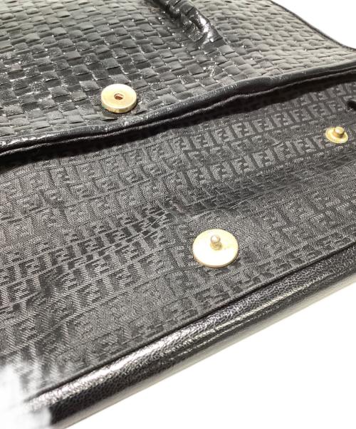 FENDI（フェンディ）FENDI (フェンディ) クラッチバッグの古着・服飾アイテム