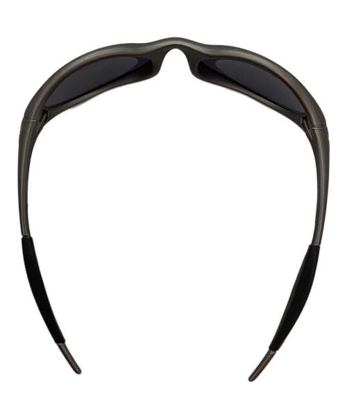 OAKLEY（オークリー）OAKLEY (オークリー) サングラス グレーの古着・服飾アイテム