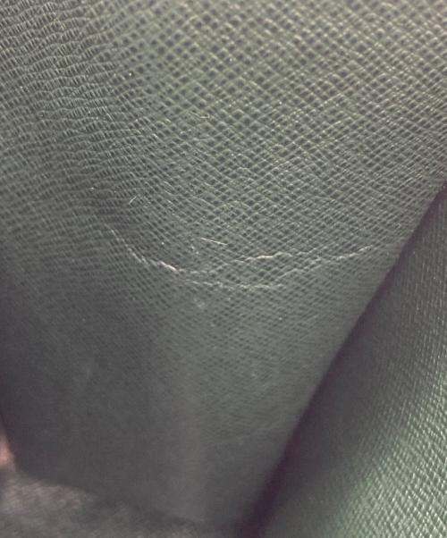 LOUIS VUITTON（ルイ ヴィトン）LOUIS VUITTON (ルイ ヴィトン) クラッチバッグ グリーンの古着・服飾アイテム