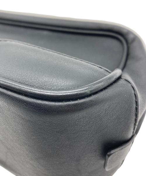 LOEWE（ロエベ）LOEWE (ロエベ) クラッチバッグ ブラックの古着・服飾アイテム