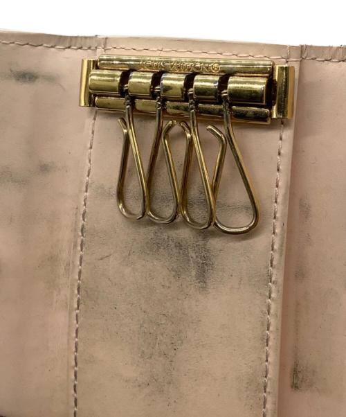 LOUIS VUITTON（ルイ ヴィトン）LOUIS VUITTON (ルイ ヴィトン) LOUIS VUITTON　モノグラム・ヴェルニ　ミュルティクレ4　キーケースの古着・服飾アイテム