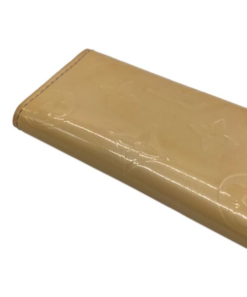 LOUIS VUITTON（ルイ ヴィトン）LOUIS VUITTON (ルイ ヴィトン) LOUIS VUITTON　モノグラム・ヴェルニ　ミュルティクレ4　キーケースの古着・服飾アイテム