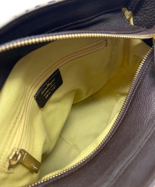 Salvatore Ferragamo（サルヴァトーレ フェラガモ）Salvatore Ferragamo (サルヴァトーレ フェラガモ) 2WAYバッグ/ガンチーニ ベージュの古着・服飾アイテム