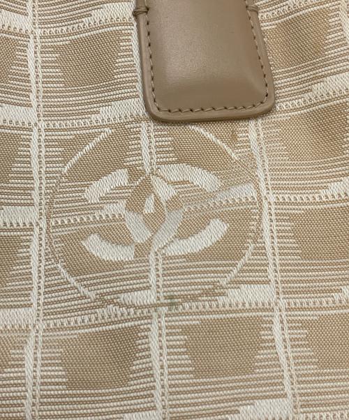 CHANEL（シャネル）CHANEL (シャネル) ニュートラベルライン　トートバッグ ベージュの古着・服飾アイテム