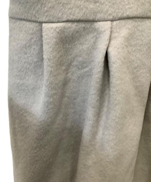 UNITED ARROWS（ユナイテッドアローズ）UNITED ARROWS (ユナイテッドアローズ) ペプラムショートコート グレー サイズ:36の古着・服飾アイテム