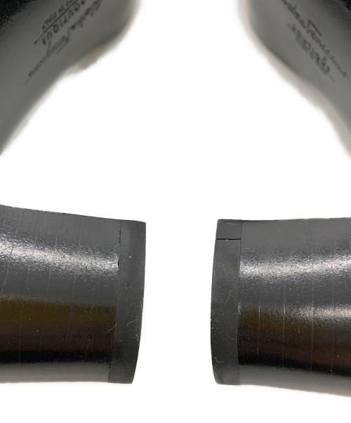 Salvatore Ferragamo（サルヴァトーレ フェラガモ）Salvatore Ferragamo (サルヴァトーレ フェラガモ) サンダル ブラック サイズ:5の古着・服飾アイテム