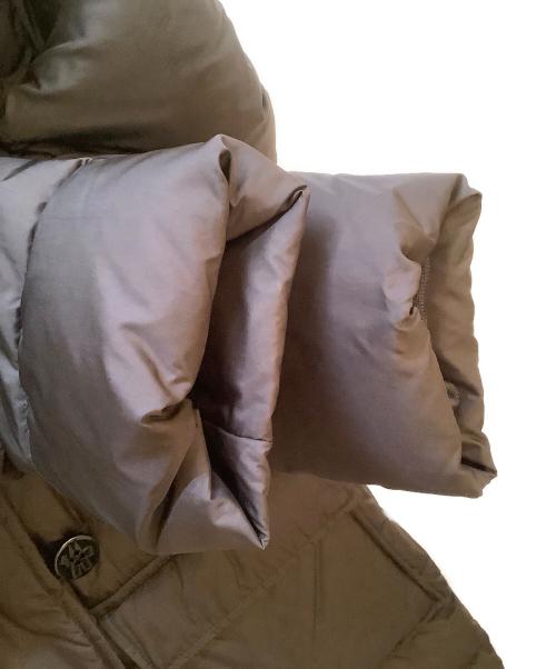 MONCLER（モンクレール）MONCLER (モンクレール) ダウンコート ブラウンの古着・服飾アイテム