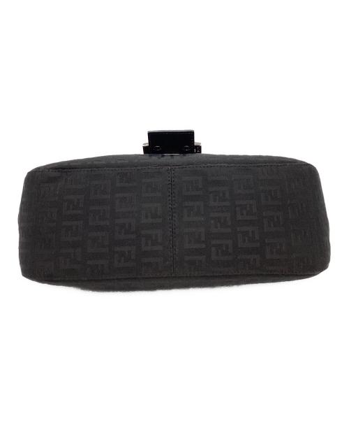 FENDI（フェンディ）FENDI (フェンディ) FENDI   ズッキーノ　マンマバケット　ショルダーバッグ ブラックの古着・服飾アイテム