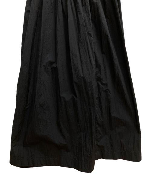 THE SHINZONE（ザ シンゾーン）THE SHINZONE (ザ シンゾーン) エプロンドレス　ノースリーブワンピース ブラック サイズ:SIZE 34の古着・服飾アイテム
