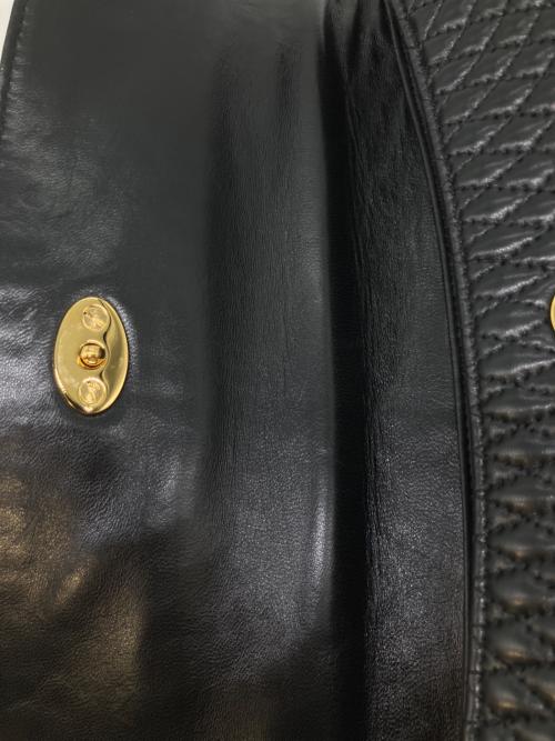 BALLY（バリー）BALLY (バリー) タンロック キルティング ハンドバッグ ブラックの古着・服飾アイテム