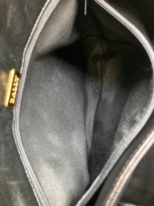 BALLY（バリー）BALLY (バリー) タンロック キルティング ハンドバッグ ブラックの古着・服飾アイテム