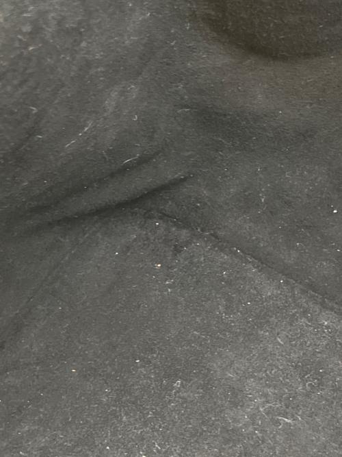 LOUIS VUITTON（ルイ ヴィトン）LOUIS VUITTON (ルイ ヴィトン) エピ プチ・ノエ ショルダーバッグ ブラックの古着・服飾アイテム