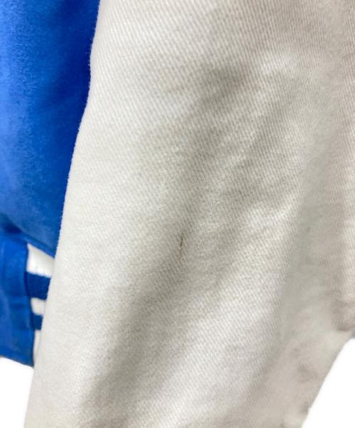 LOUIS VUITTON（ルイ ヴィトン）LOUIS VUITTON (ルイ ヴィトン) ロゴワッペン スタジャン ブルー×ホワイト サイズ:SIZE 50の古着・服飾アイテム