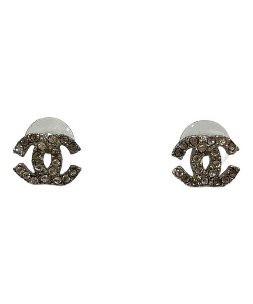 CHANEL（シャネル）CHANEL (シャネル) ラインストーンココマークピアス シルバーの古着・服飾アイテム